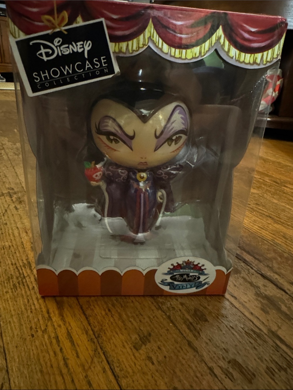 Disney showcase collection - Miss Mindy - Evil Queen vinyl